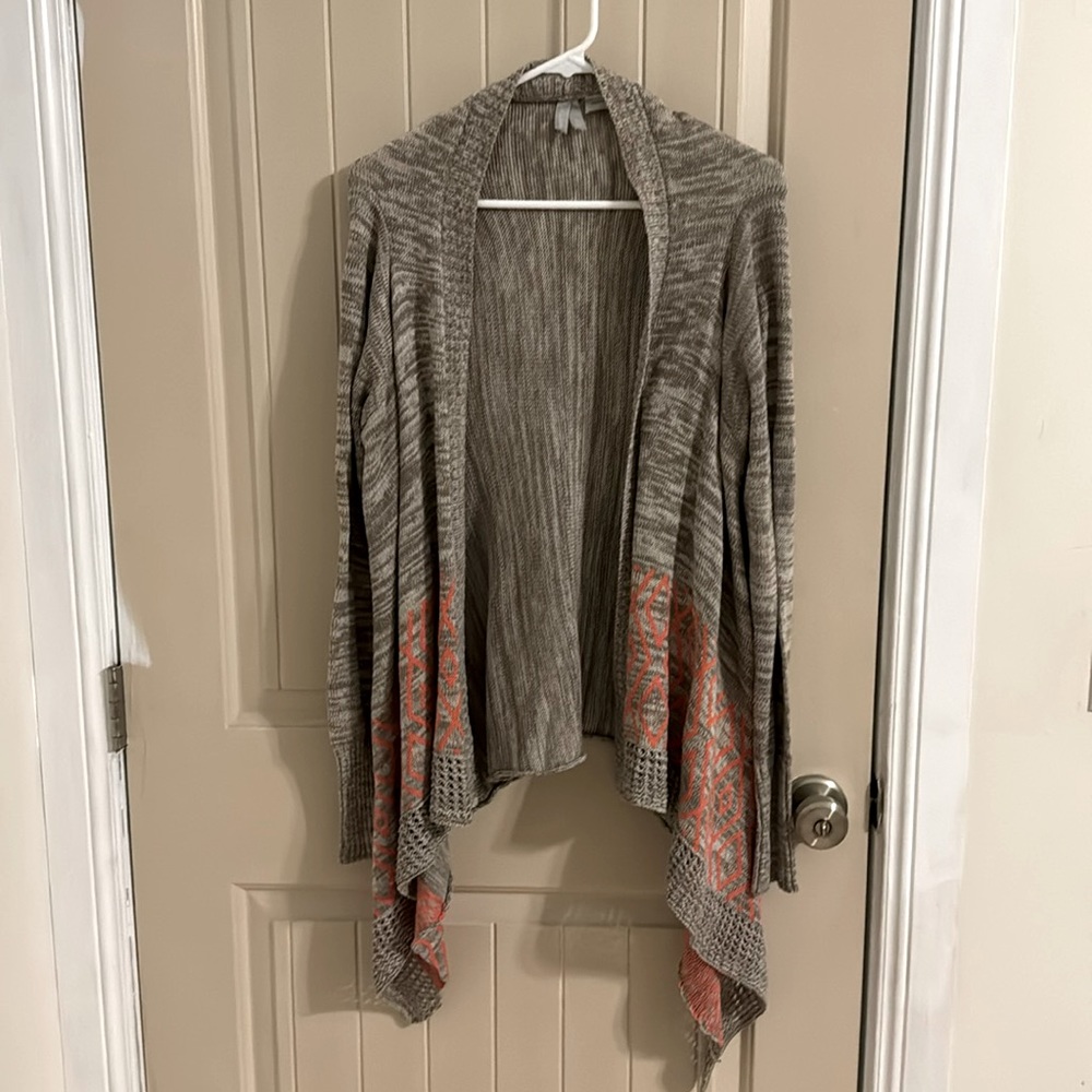 Sweater cardigan beige with coral design